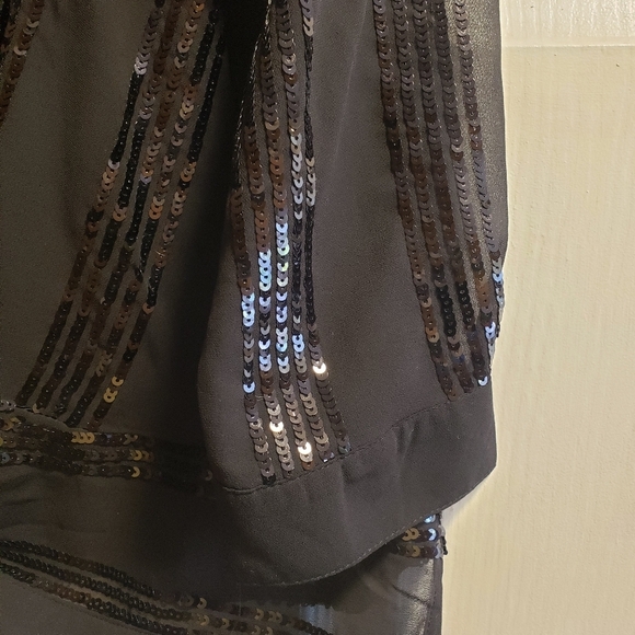 🆕Ladies blouse with sequins - Picture 3 of 6